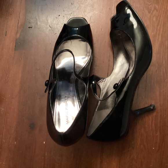 Dancing shoes - Picture 2 of 4